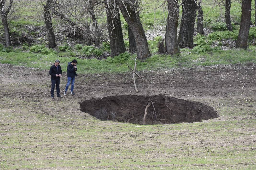 Konya’nın obruk kabusu bir ilimizde daha baş gösterdi 3
